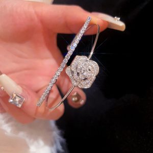 Camelia Lumi Bracelet