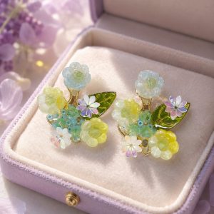 Dewpetal Bouquet Earrings
