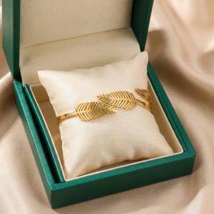 Solara Leaf Cuff