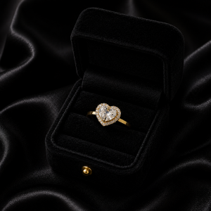 Velvet Valentine Ring
